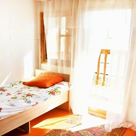 Guesthouse Bermet Tong Esterno foto