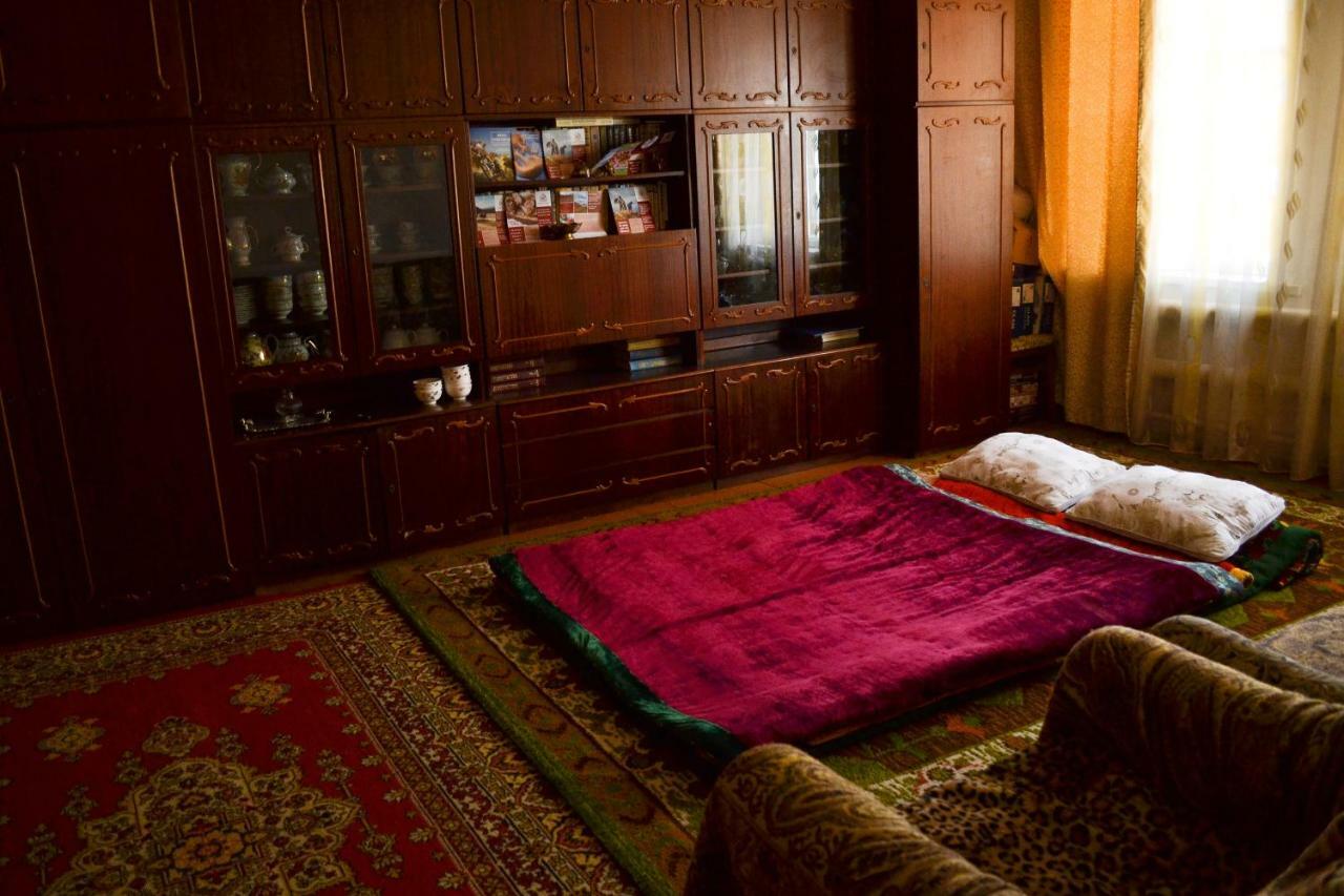 Guesthouse Bermet Tong Esterno foto