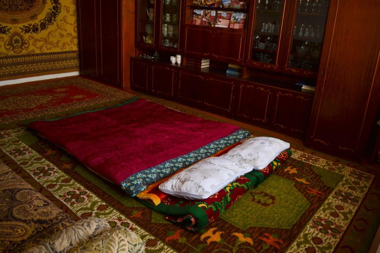 Guesthouse Bermet Tong Esterno foto